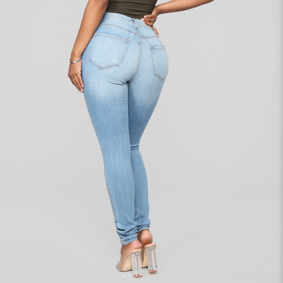 Fashion Nova Classic High Waist Skinny Jeans - Picture 5 of 10